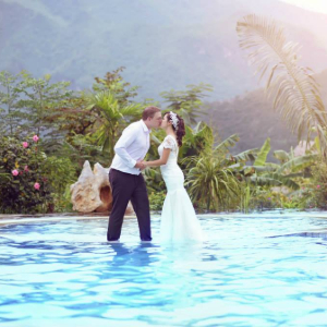 HONEYMOON SPECIALS AT ECOLODGE